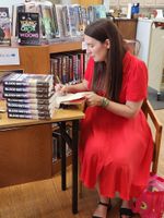Vanessa Lillie at the library